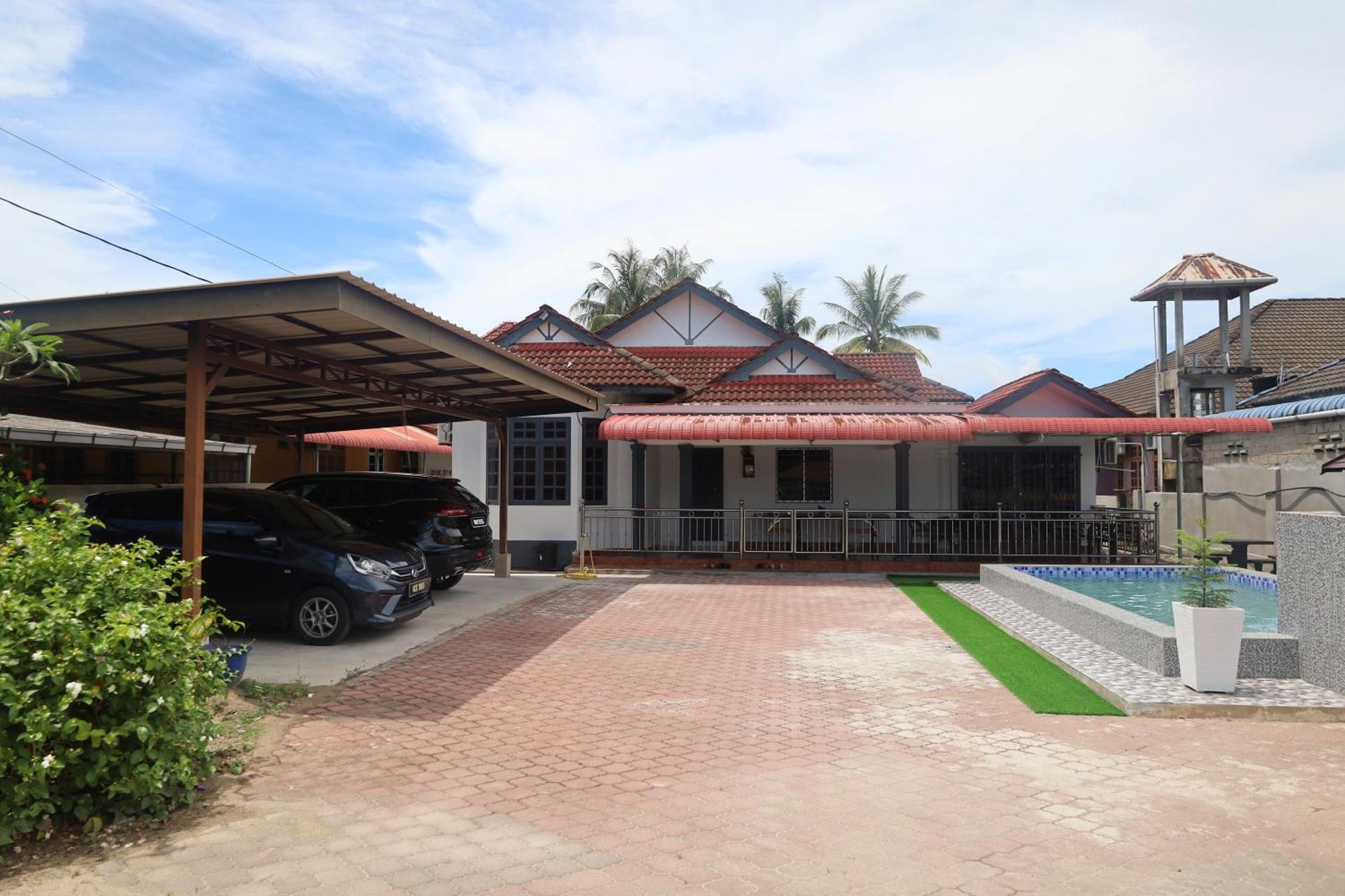 D'Bali Homestay - Private Swimming Pool, Netflix, Internet Wifi ,Cuckoo, Internet Wifi , Dryer, Washing Machine, Aircond Setiap Bilik & Ruang Tamu Pasir Puteh Exterior photo